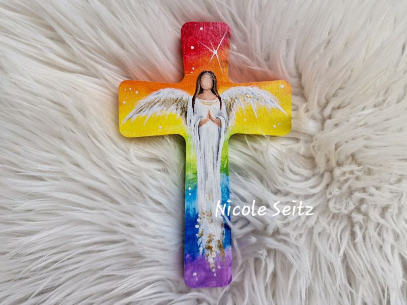 Holzkreuz * Regenbogen-Engel * bemalt * 15,5 x 10 cm